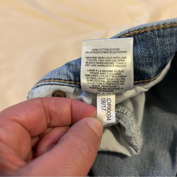 Express Skinny High Rise Jeans Women’s 14 Light Wash Distressed Button Fly - Picture 9 of 14